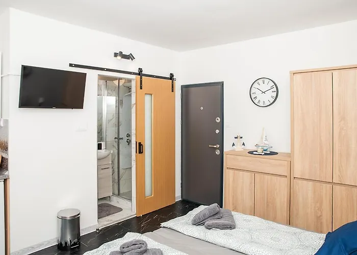 Laki Rab App Проживание в семье *