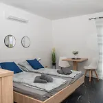 Alloggio in famiglia Laki Rab App