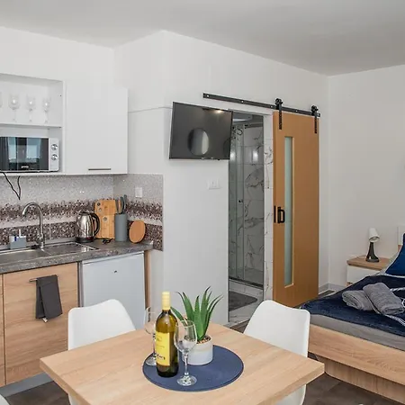 Laki Rab App Rab Town